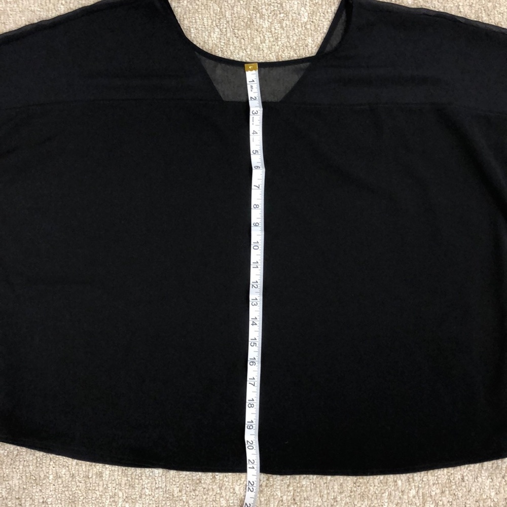 Express dressy top with sheer detail - Picture 6 of 6